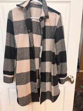Steve Madden Black and Cream Plaid Shacket Jacket